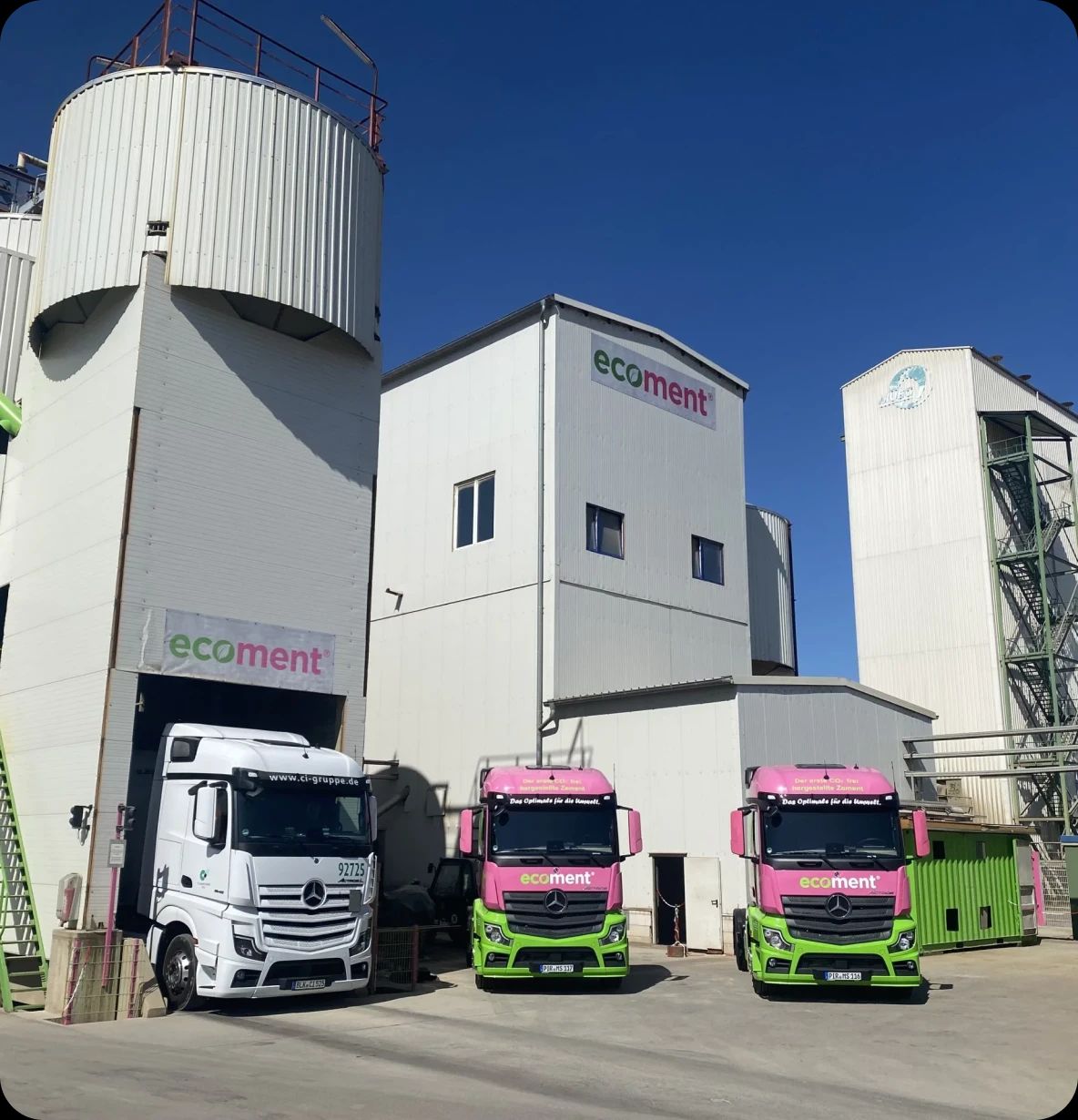 Siloanlage des ecoment-Produktionsstandorts in Sachsen-Anhalt